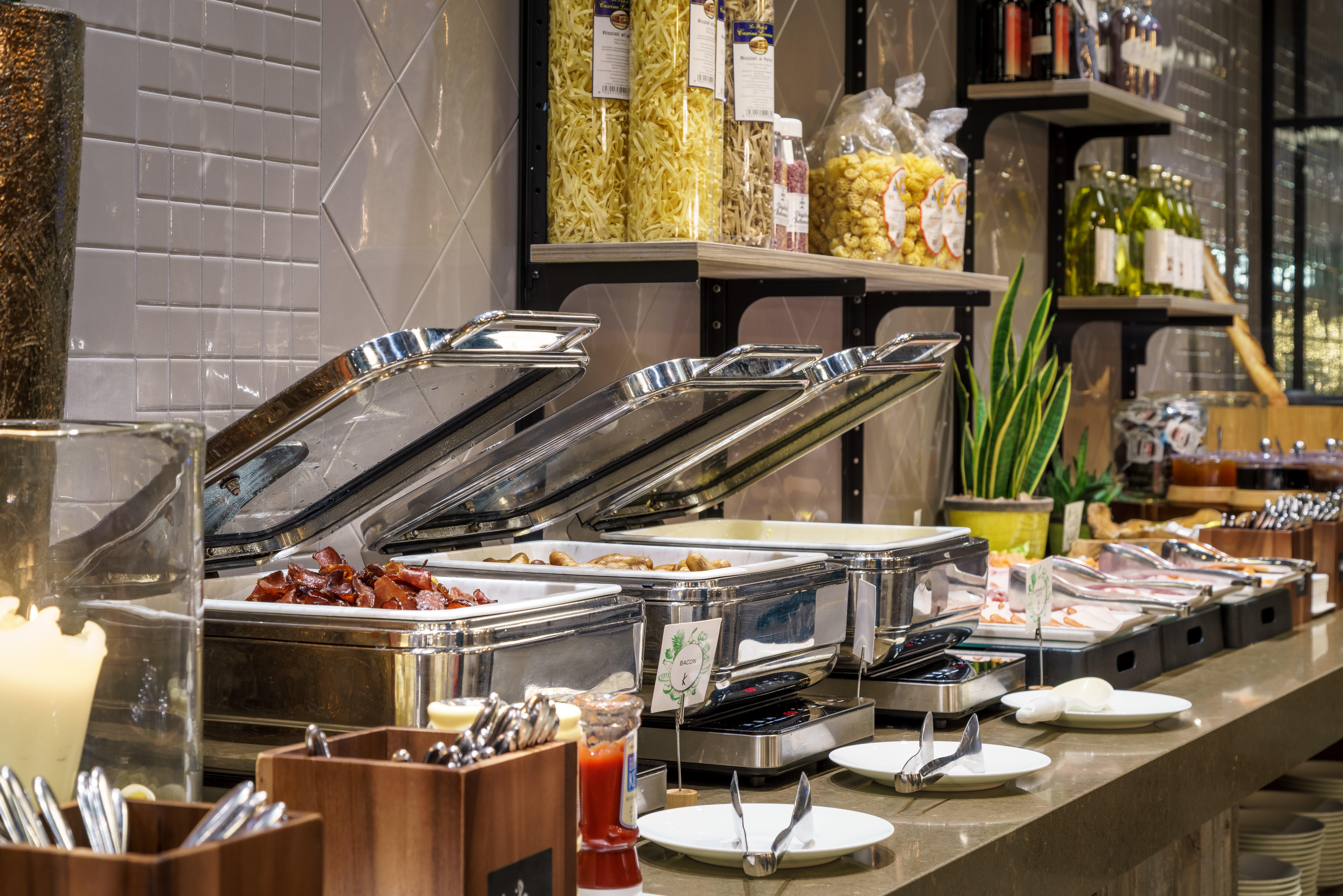 Holiday Inn Hotel Brussels Airport By Ihg Дигем Экстерьер фото