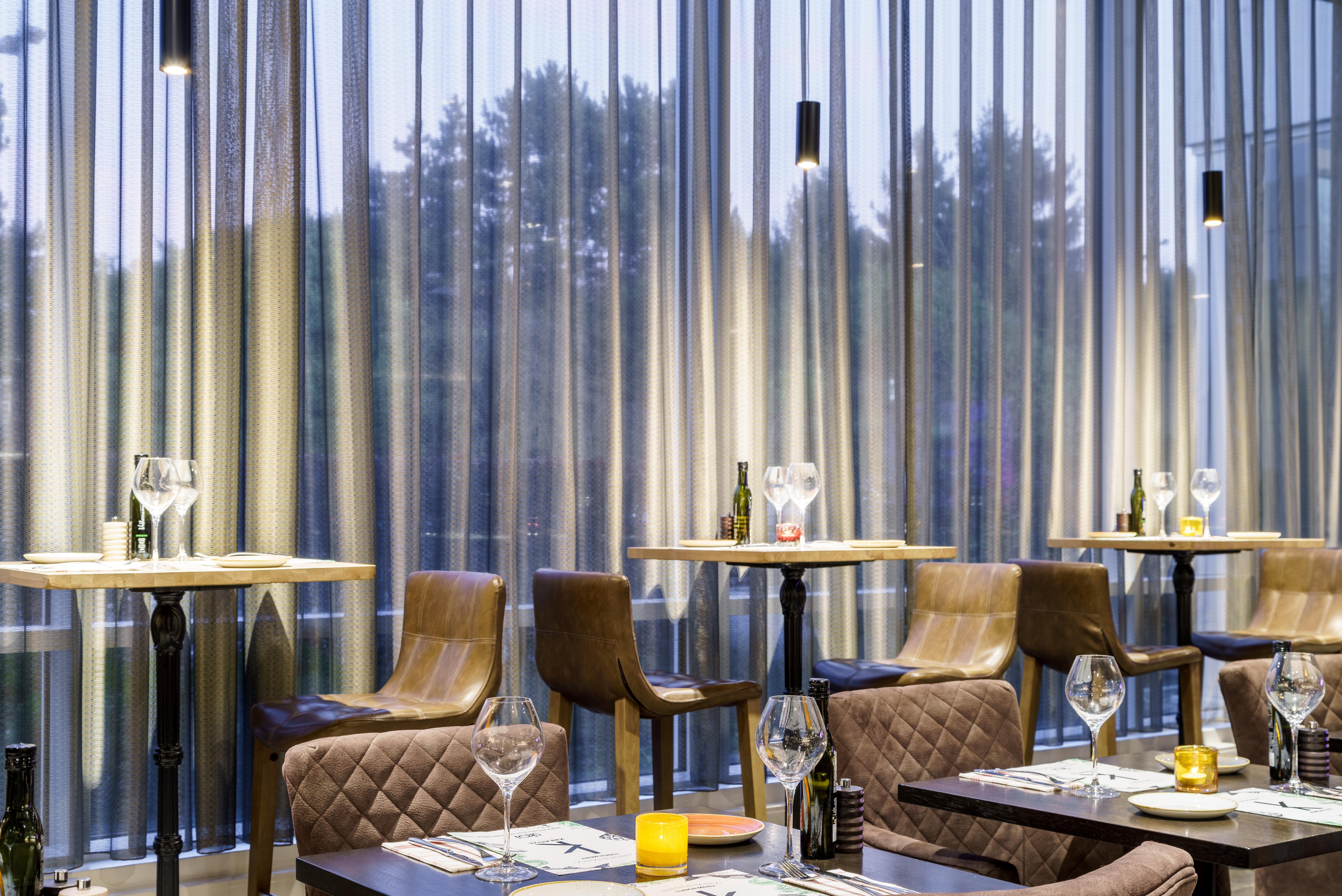 Holiday Inn Hotel Brussels Airport By Ihg Дигем Экстерьер фото