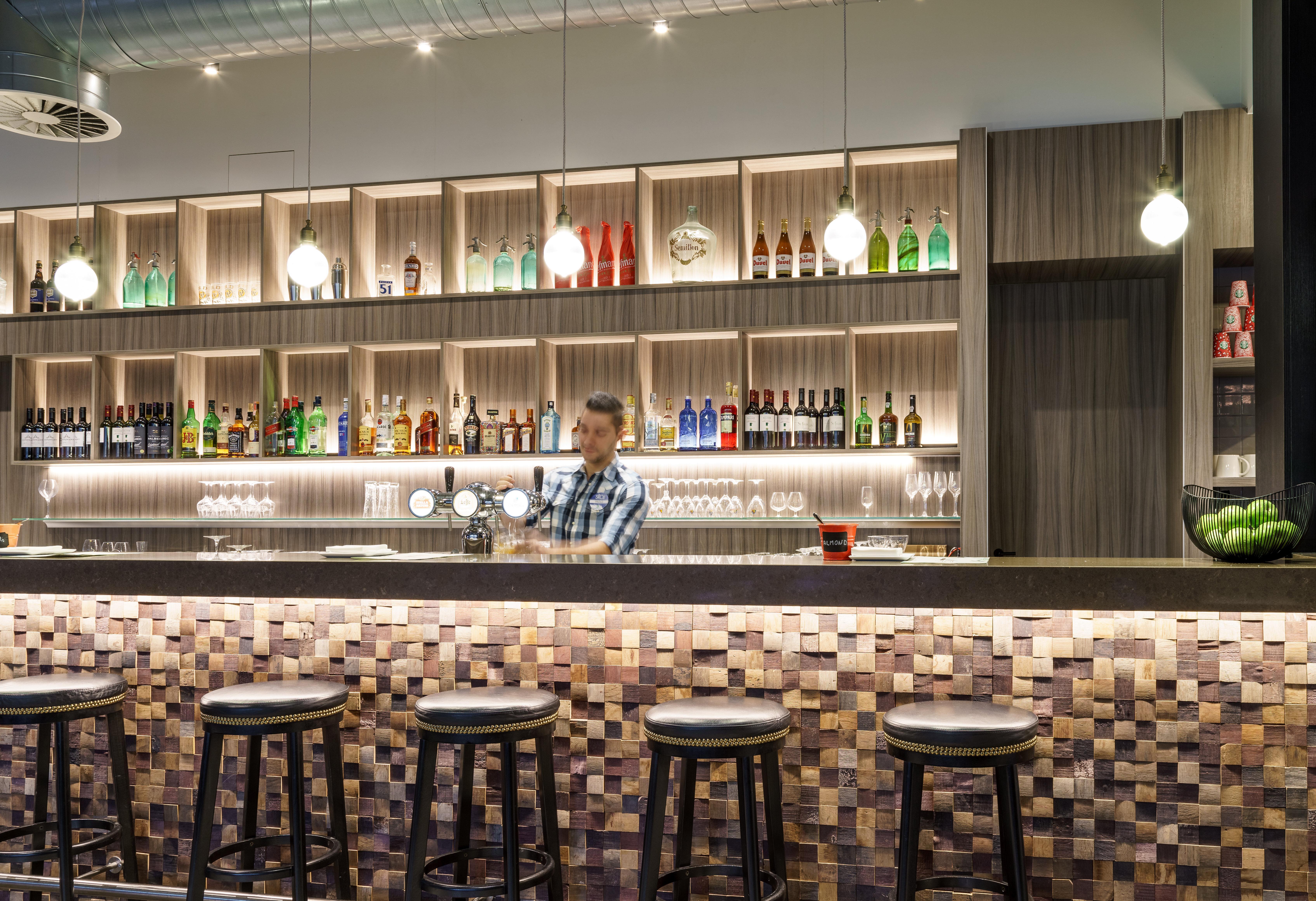 Holiday Inn Hotel Brussels Airport By Ihg Дигем Экстерьер фото