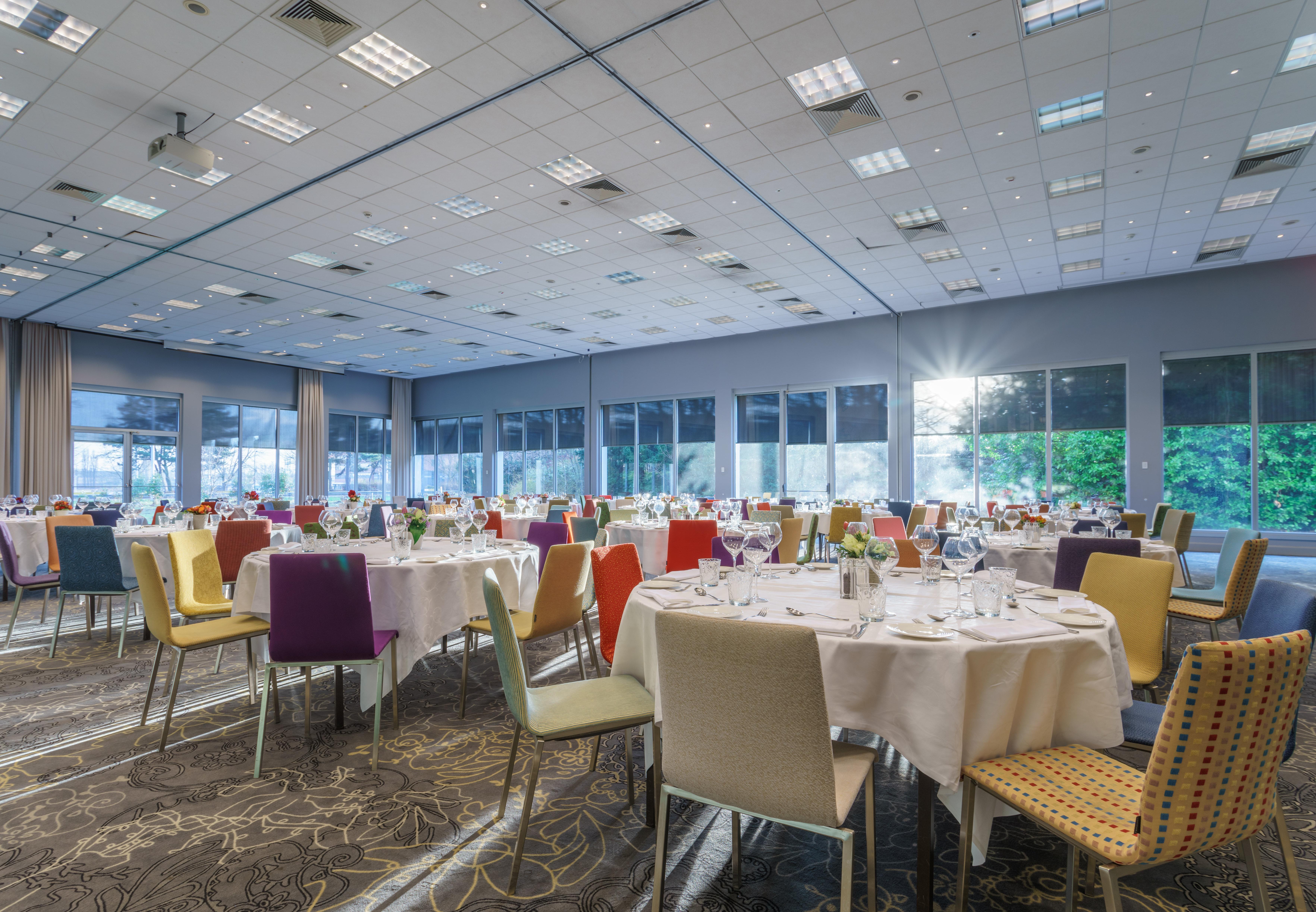 Holiday Inn Hotel Brussels Airport By Ihg Дигем Экстерьер фото