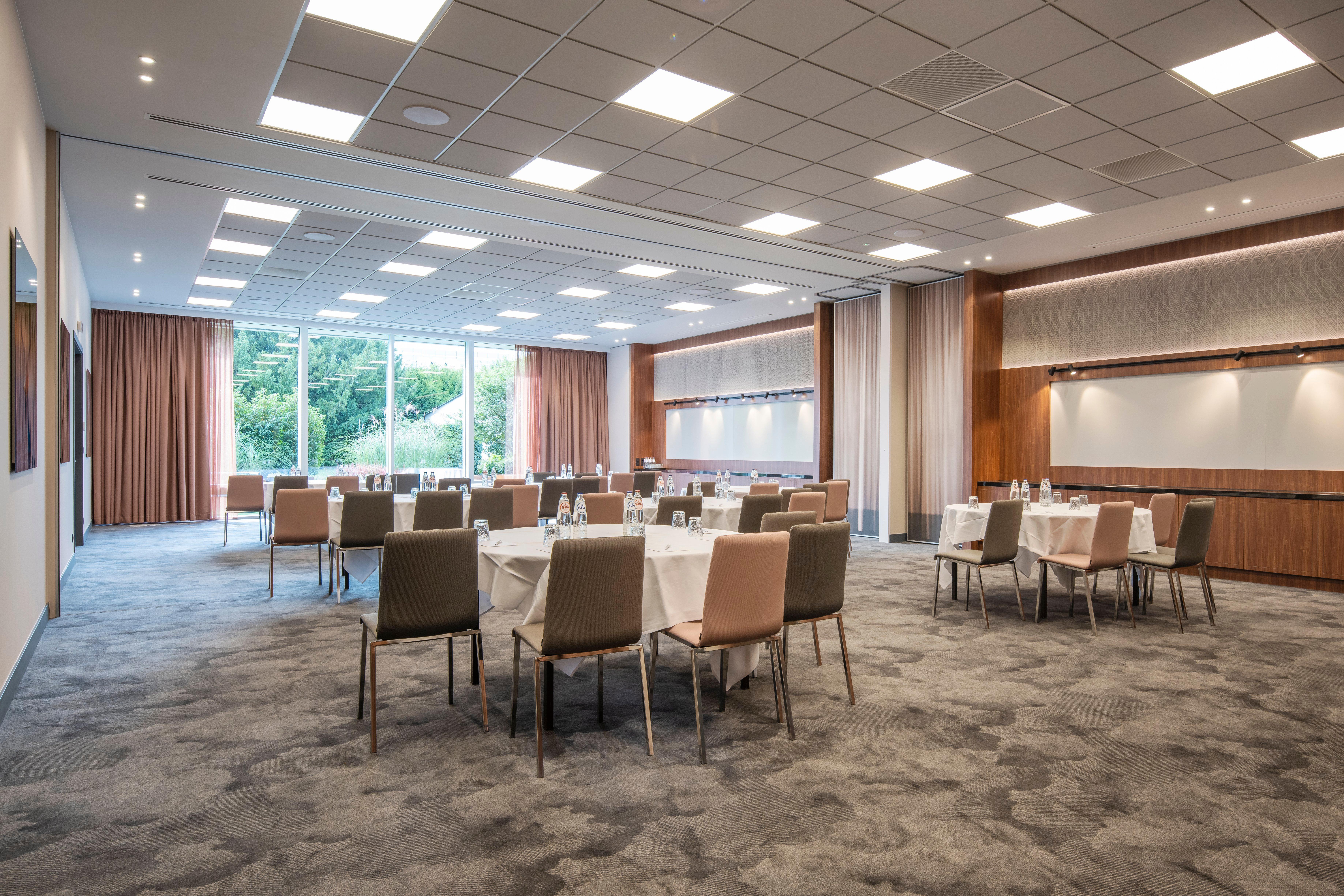 Holiday Inn Hotel Brussels Airport By Ihg Дигем Экстерьер фото