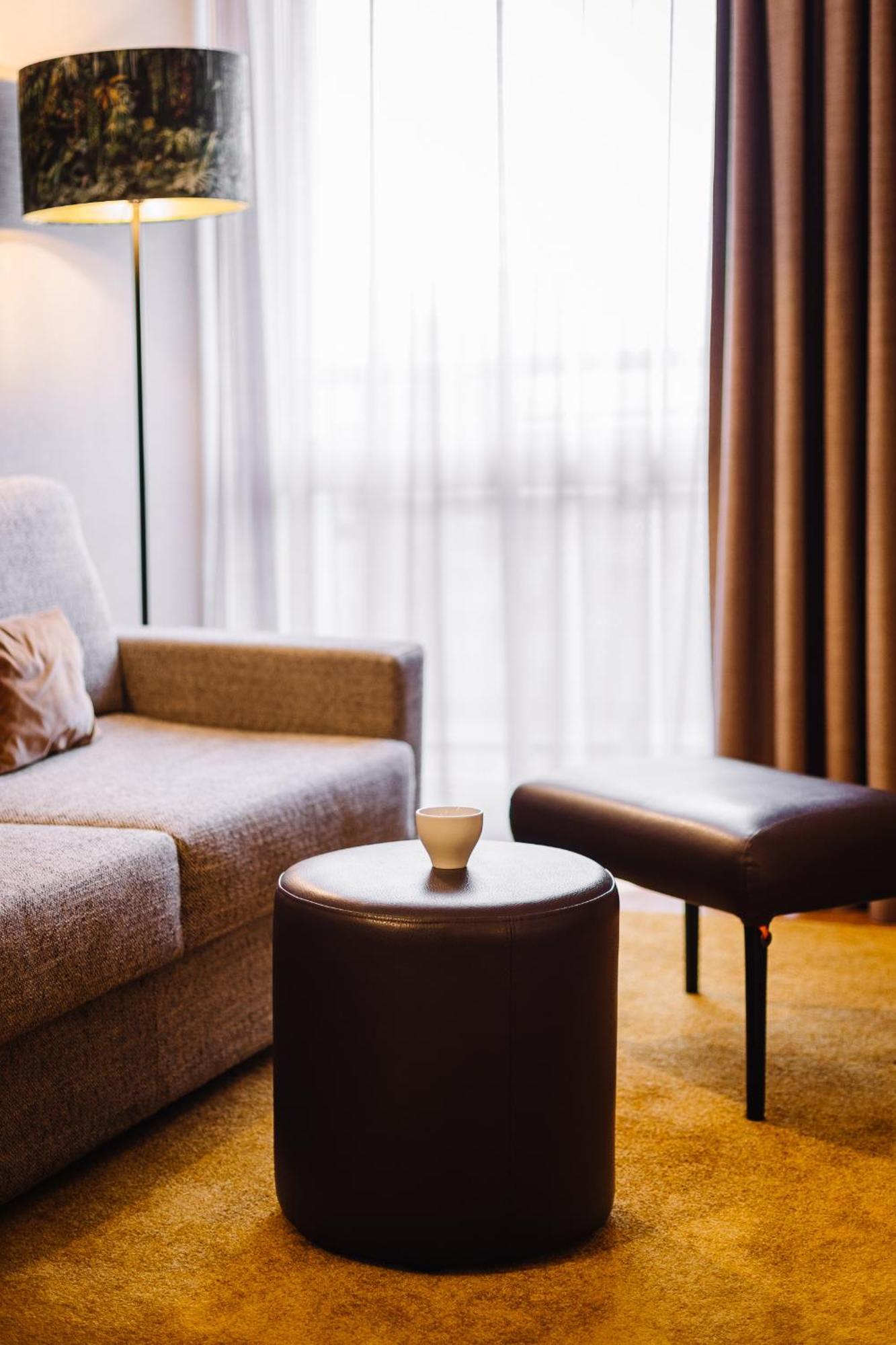 Holiday Inn Hotel Brussels Airport By Ihg Дигем Экстерьер фото